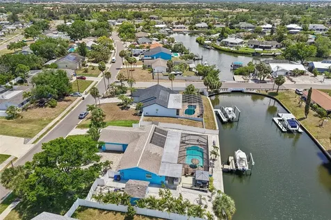 6304 Flamingo Drive Apollo Beach FL 33572