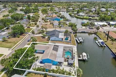6304 Flamingo Drive Apollo Beach FL 33572