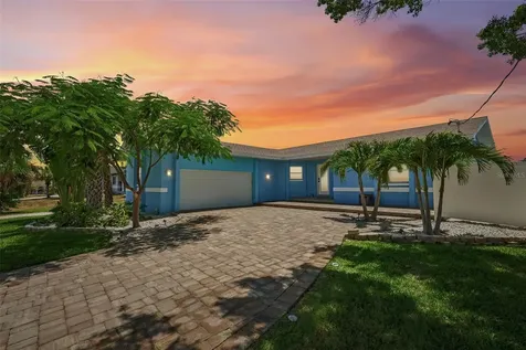 6304 Flamingo Drive Apollo Beach FL 33572