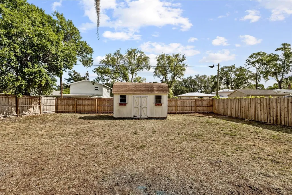 1418 E Powhatan Avenue Tampa FL 33604