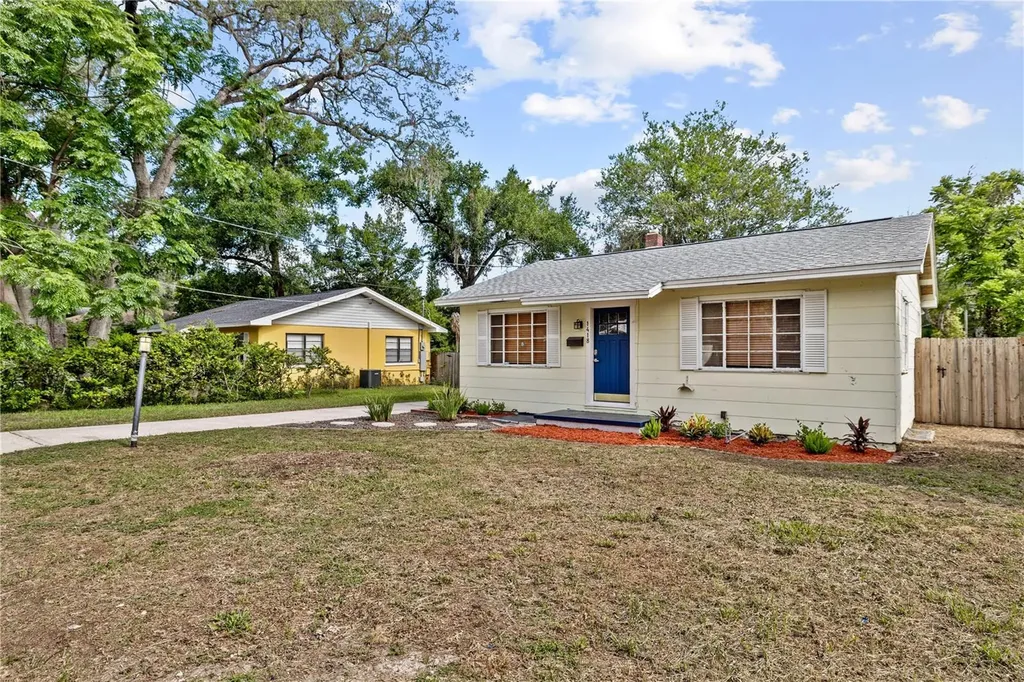 1418 E Powhatan Avenue Tampa FL 33604