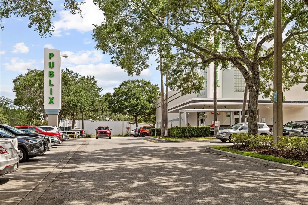 1418 E Powhatan Avenue Tampa FL 33604