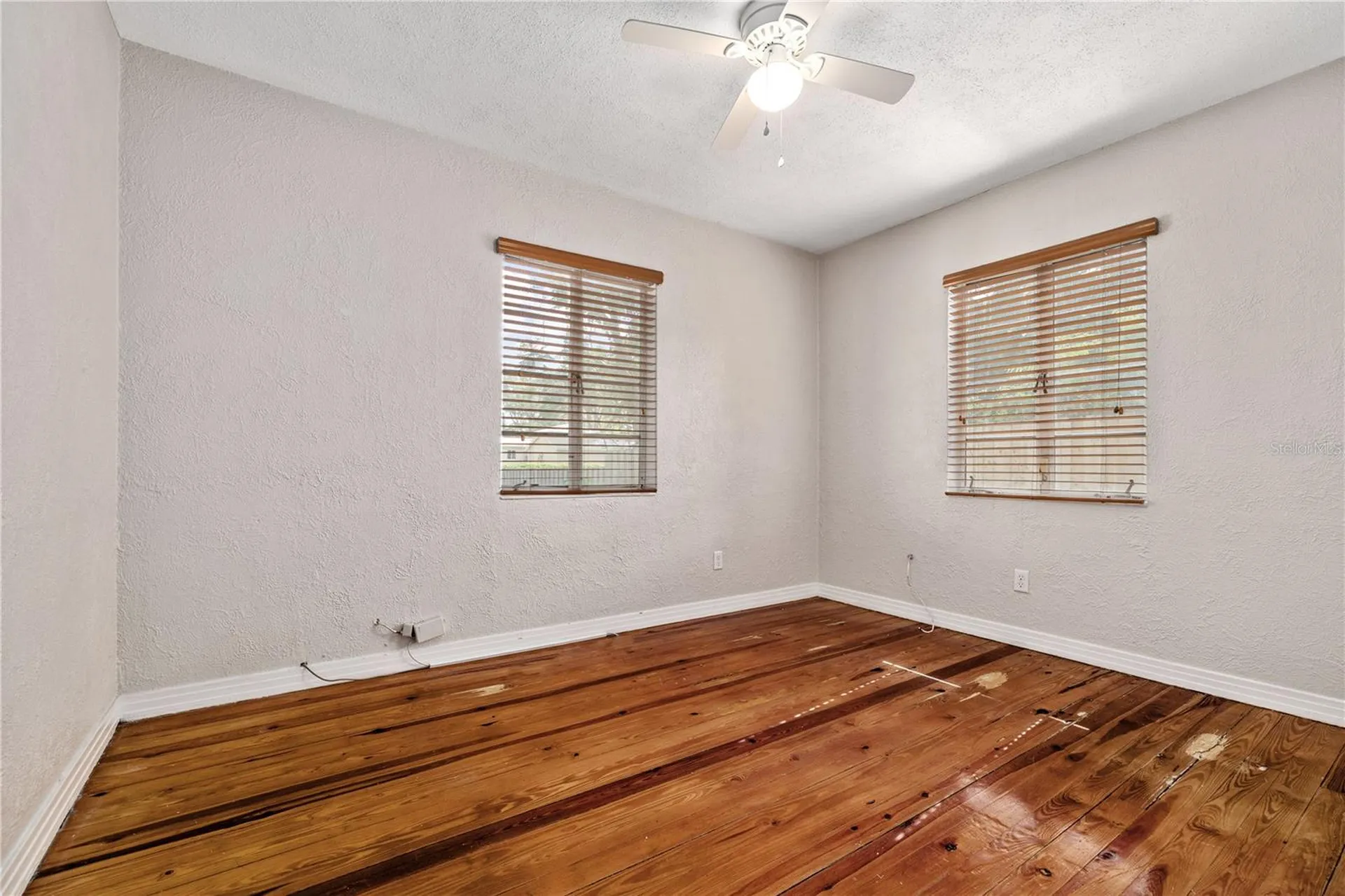 1418 E Powhatan Avenue Tampa FL 33604