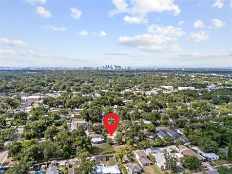 1418 E Powhatan Avenue Tampa FL 33604