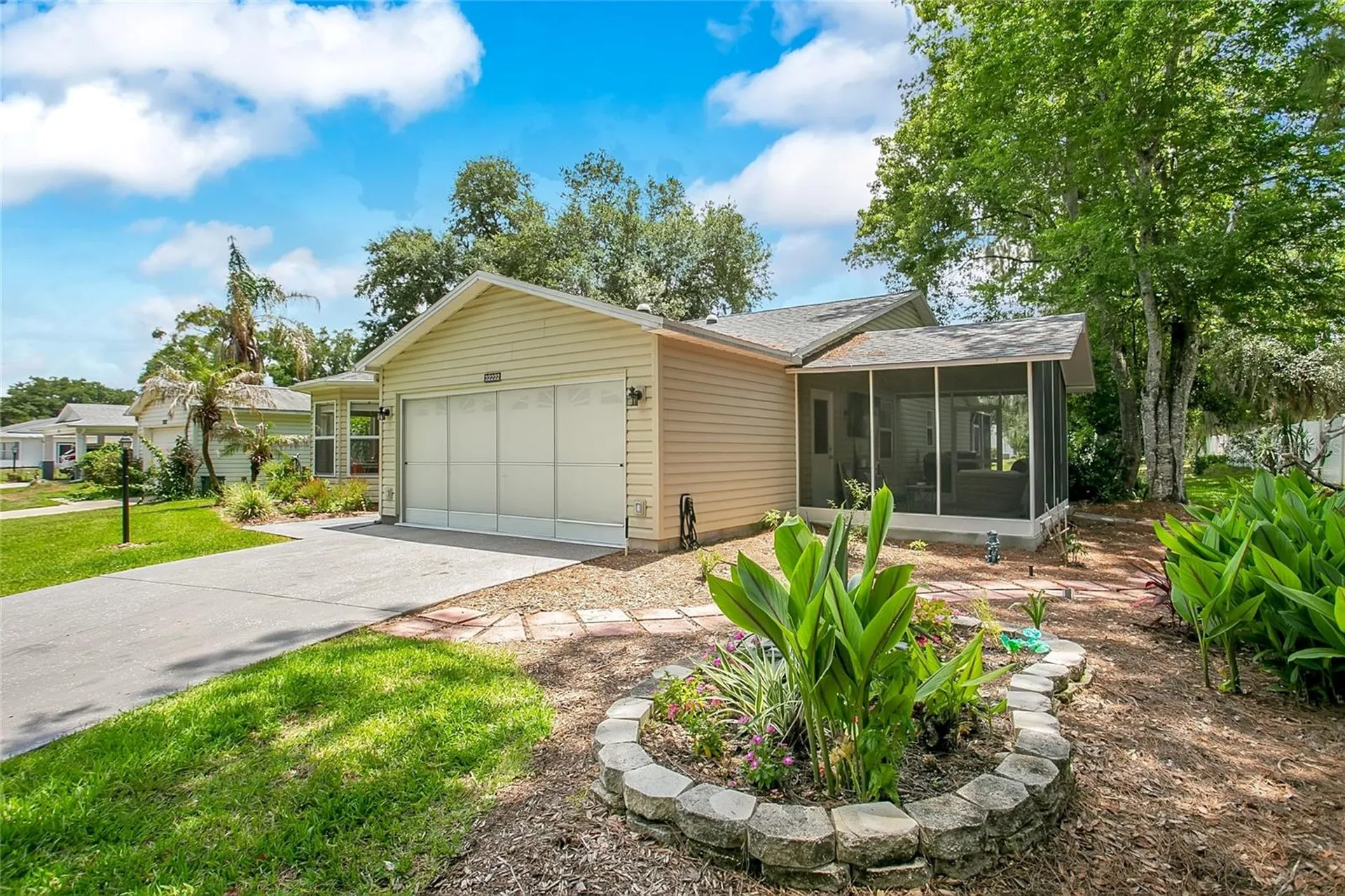 32222 Summertree Circle Leesburg FL 34748