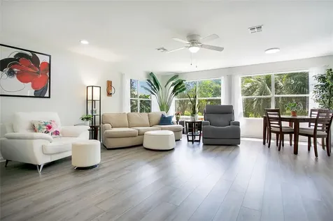 32222 Summertree Circle Leesburg FL 34748