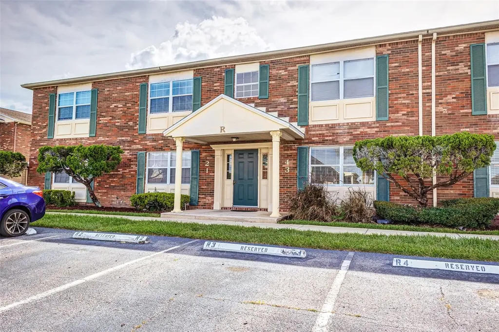 1920 E Edgewood Drive Lakeland FL 33803