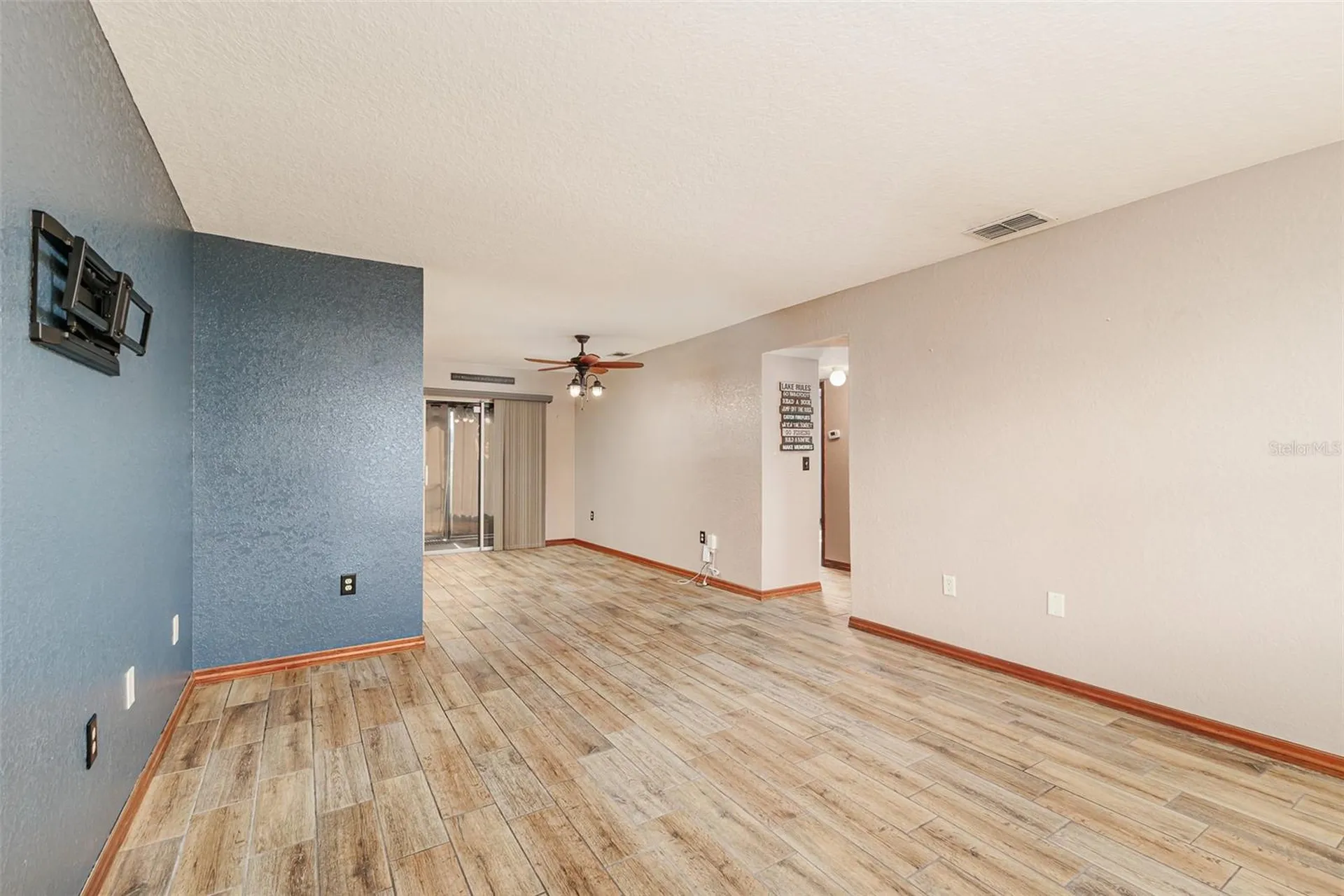 1920 E Edgewood Drive Lakeland FL 33803