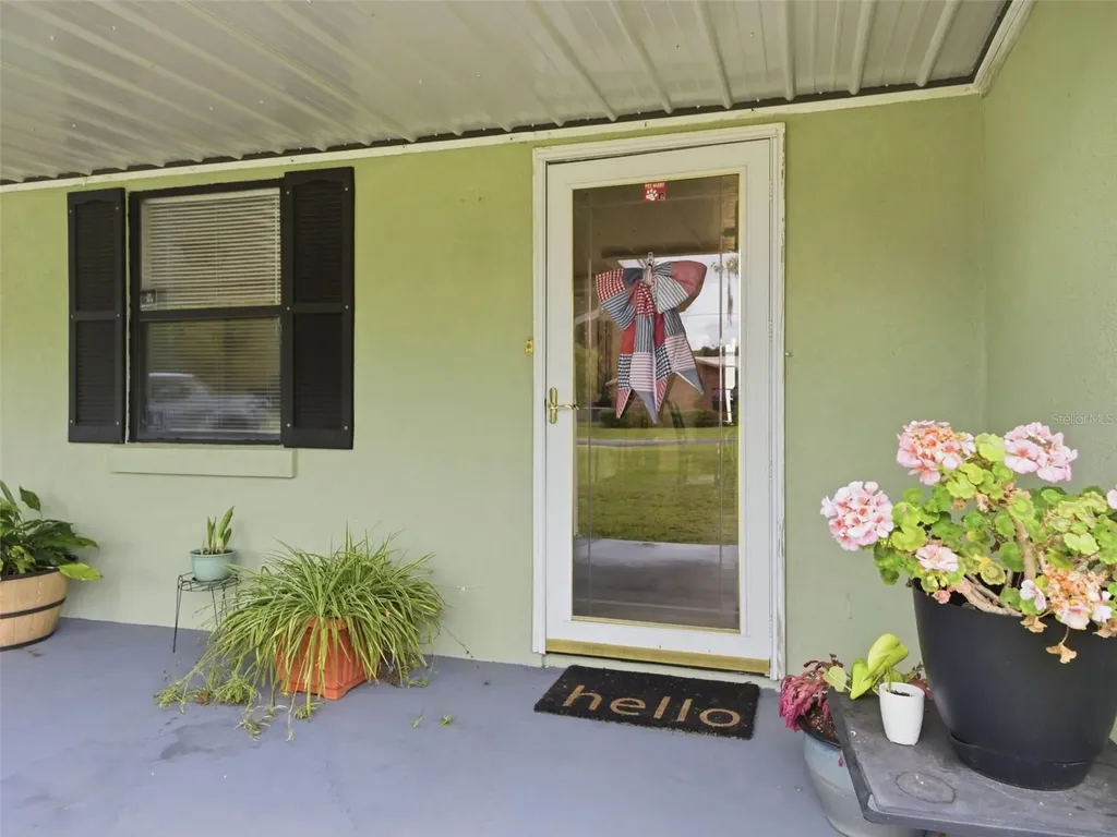 334 7th Way Interlachen FL 32148