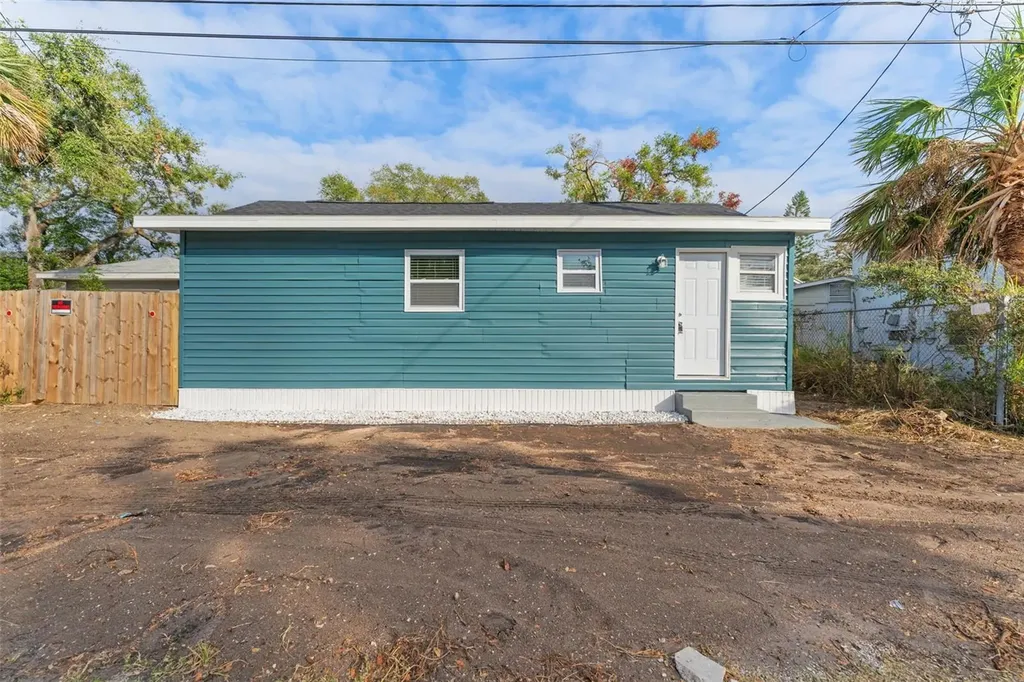 1927 13th Street S St Petersburg FL 33705