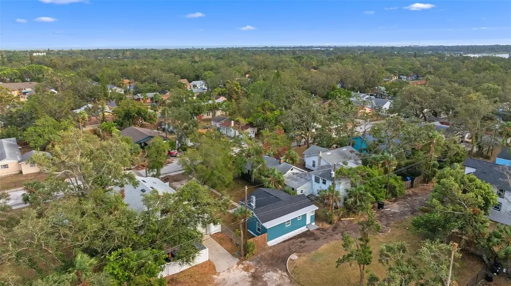 1927 13th Street S St Petersburg FL 33705