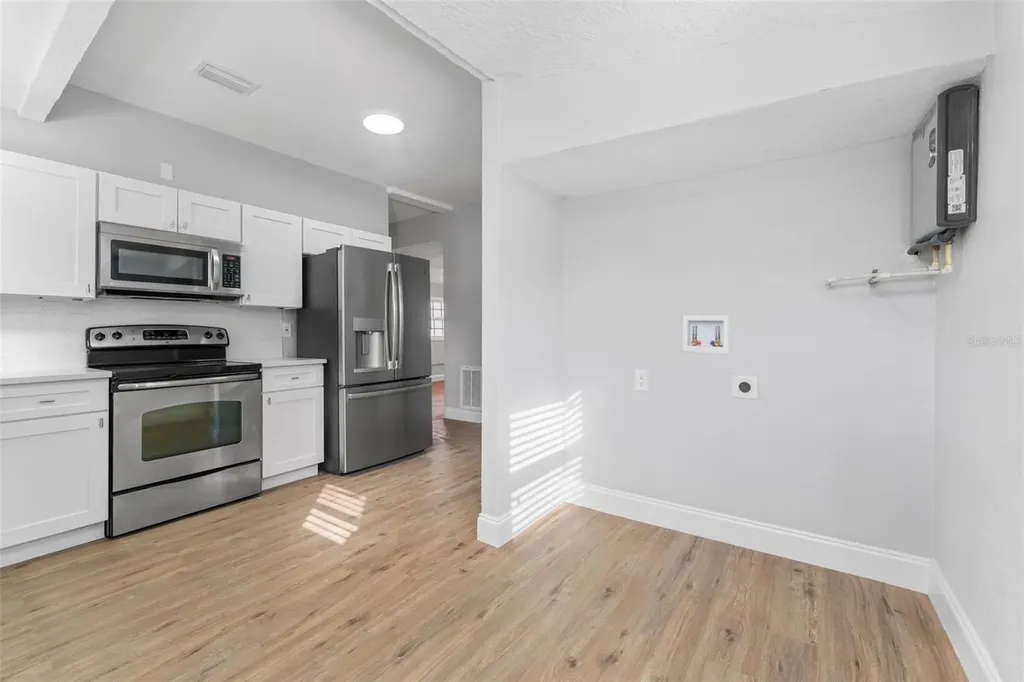 1927 13th Street S St Petersburg FL 33705