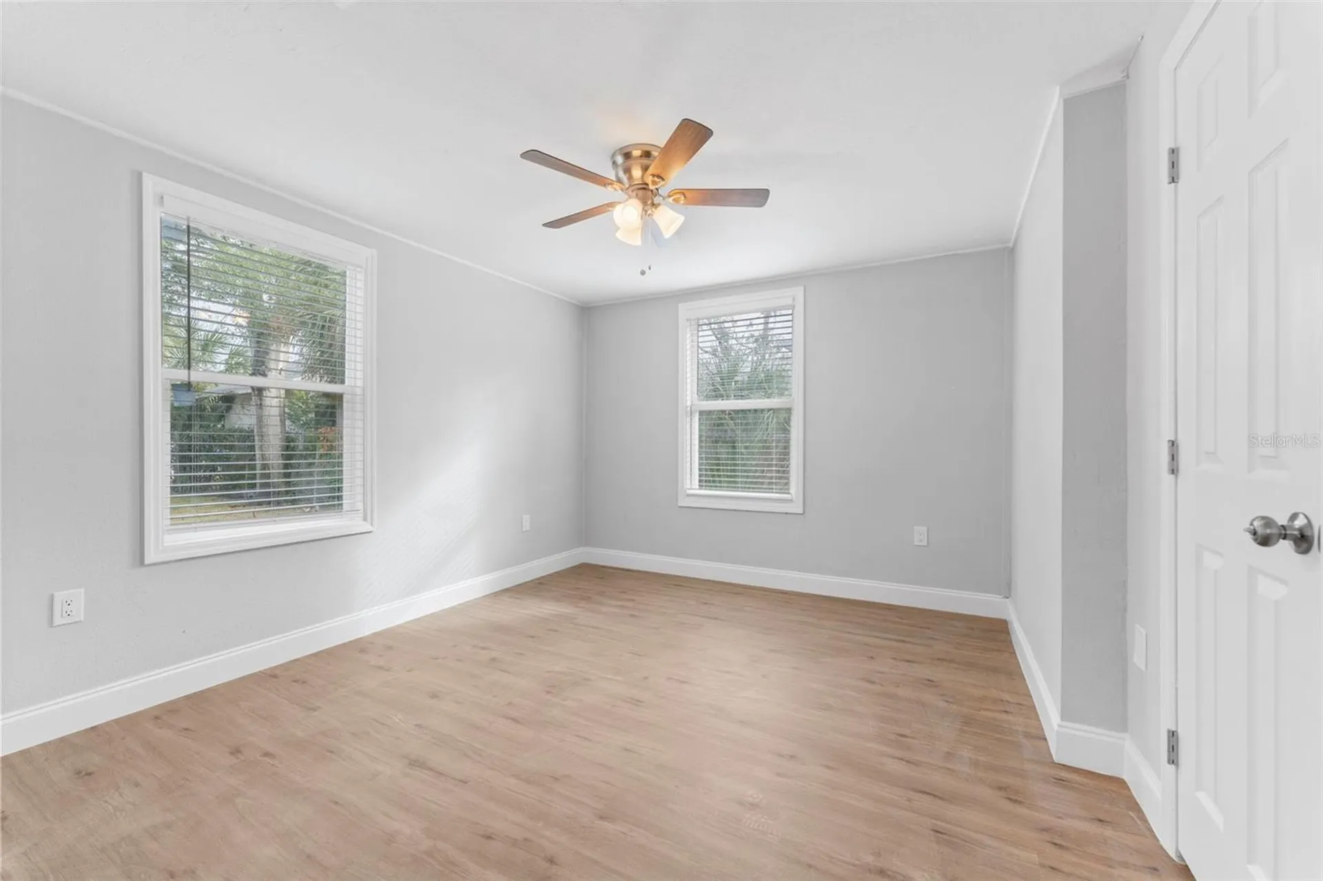 1927 13th Street S St Petersburg FL 33705