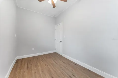 1927 13th Street S St Petersburg FL 33705
