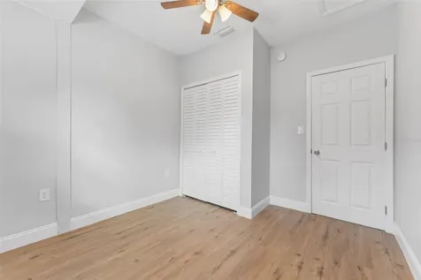 1927 13th Street S St Petersburg FL 33705