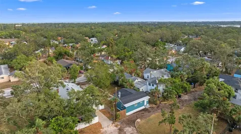 1927 13th Street S St Petersburg FL 33705
