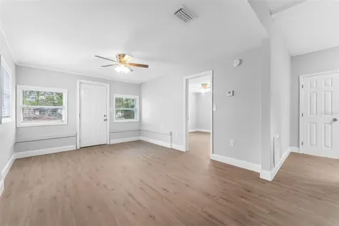 1927 13th Street S St Petersburg FL 33705