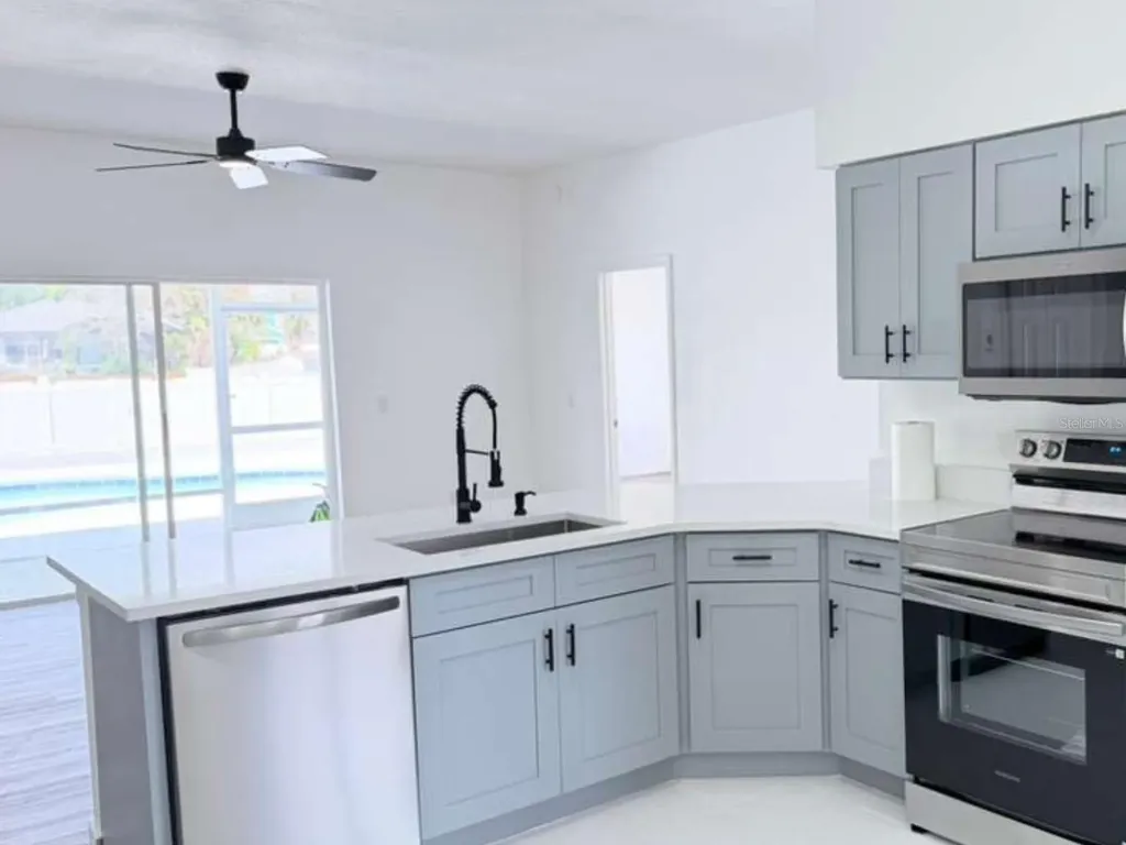 906 Berwick Drive Davenport FL 33897