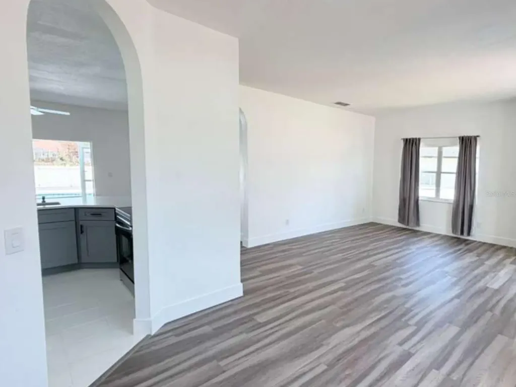 906 Berwick Drive Davenport FL 33897