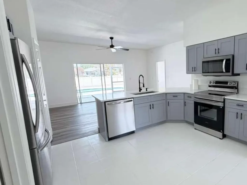 906 Berwick Drive Davenport FL 33897