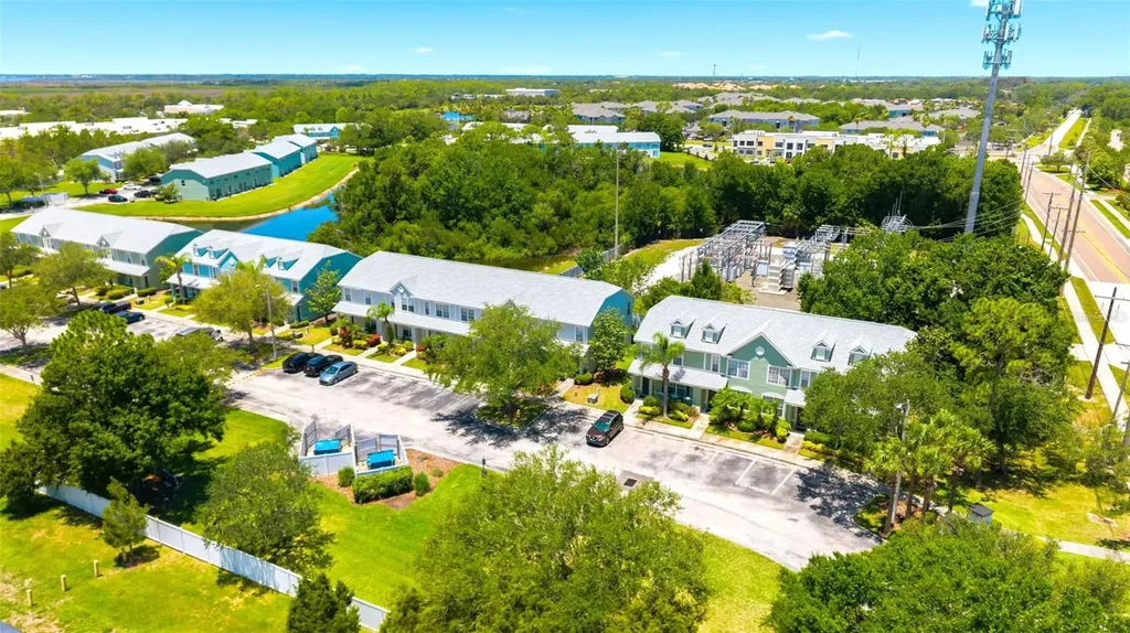 11513 Declaration Drive Tampa FL 33635