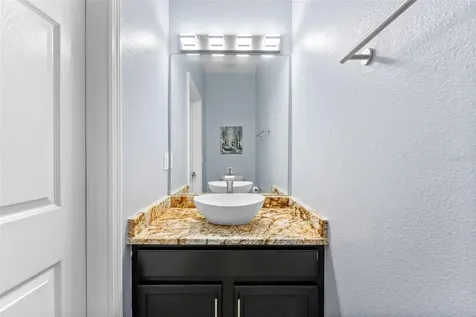11513 Declaration Drive Tampa FL 33635