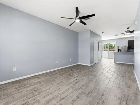 11513 Declaration Drive Tampa FL 33635