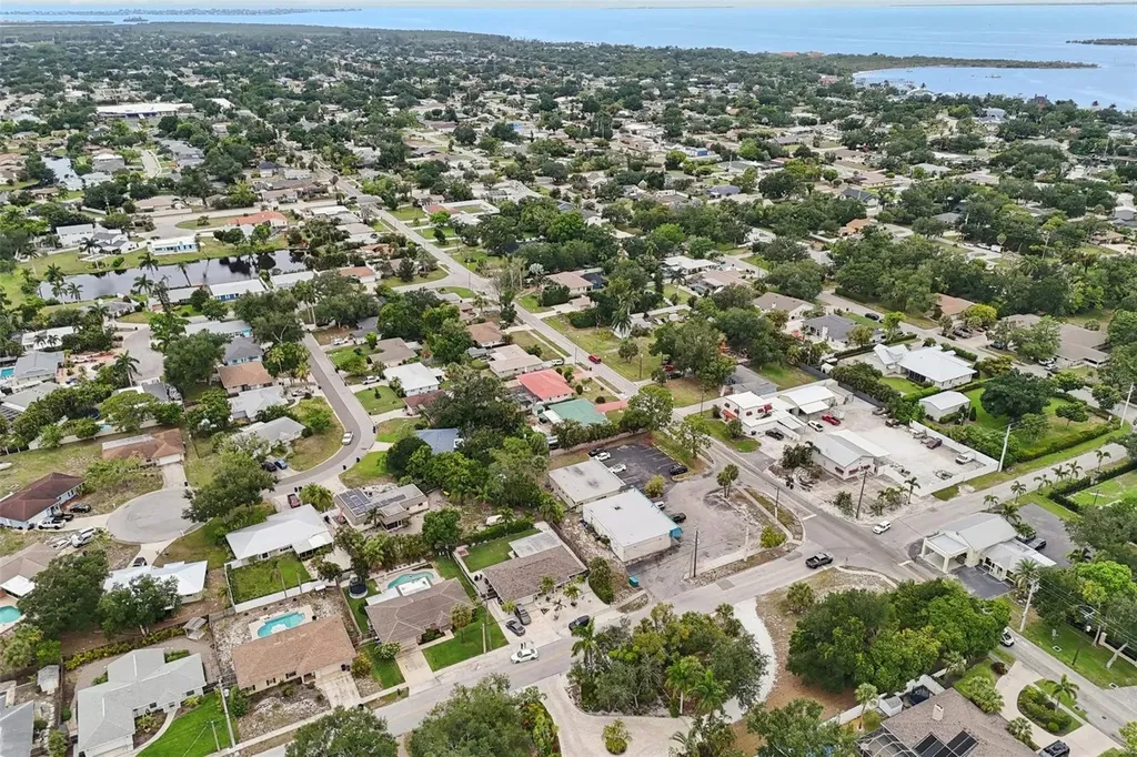1308 71st Street NW Bradenton FL 34209