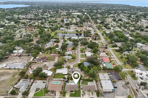 1308 71st Street NW Bradenton FL 34209