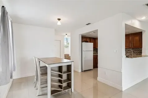 214 Majors Lane Kissimmee FL 34743