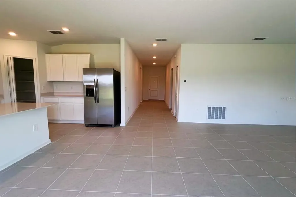 2831 Pioneer Trail Eagle Lake FL 33839
