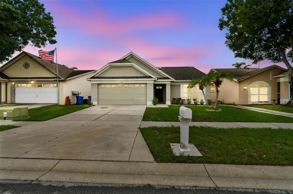 10105 Sea Spray Place Tampa FL 33624