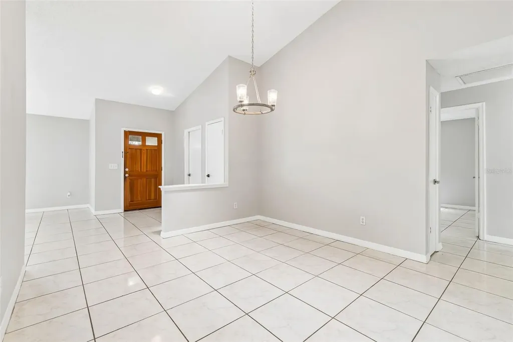 10105 Sea Spray Place Tampa FL 33624