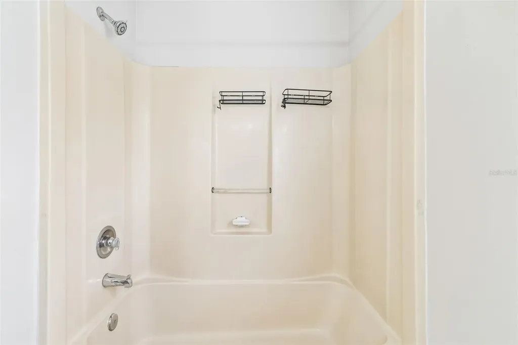 10105 Sea Spray Place Tampa FL 33624