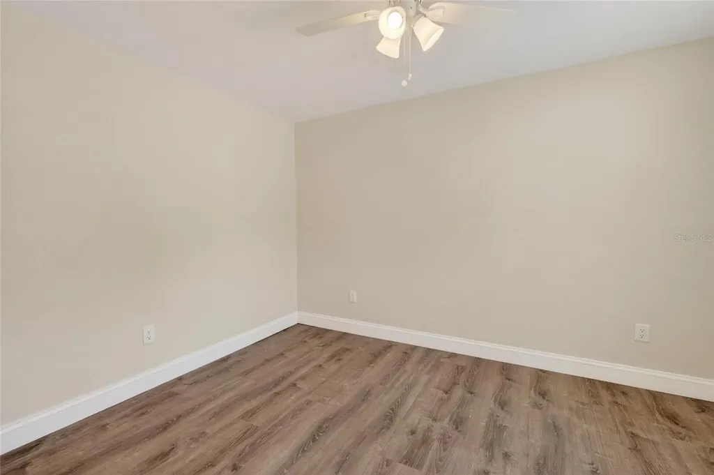 2080 Douglas Avenue Clearwater FL 33755