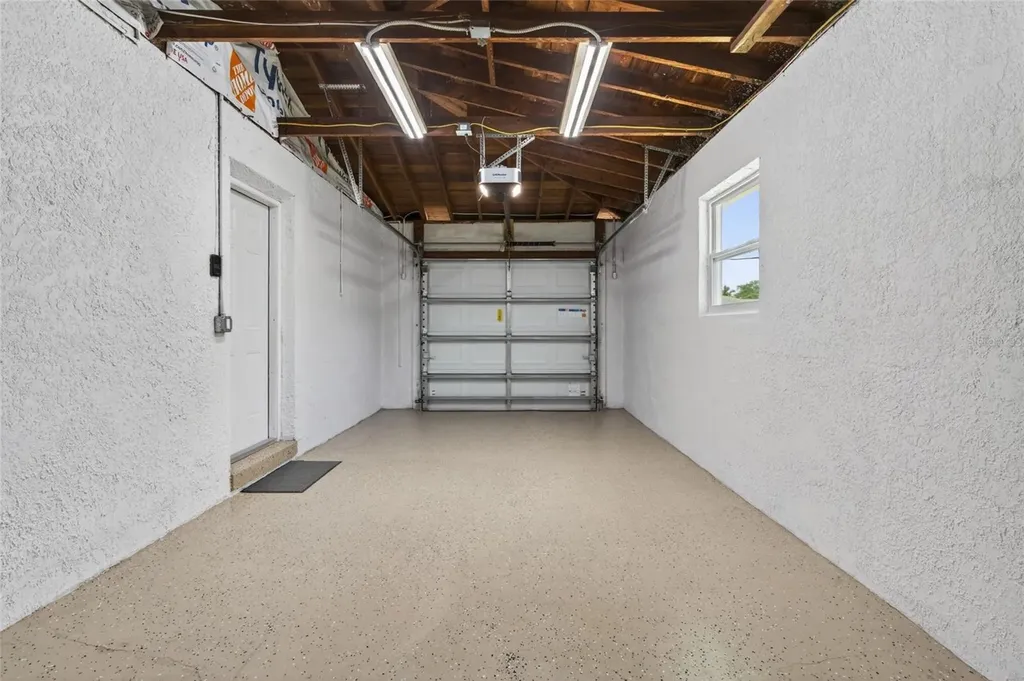 2080 Douglas Avenue Clearwater FL 33755