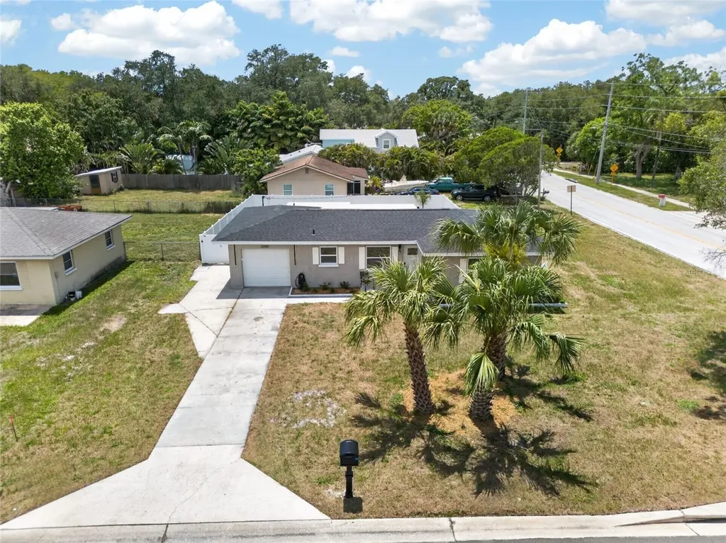 2080 Douglas Avenue Clearwater FL 33755