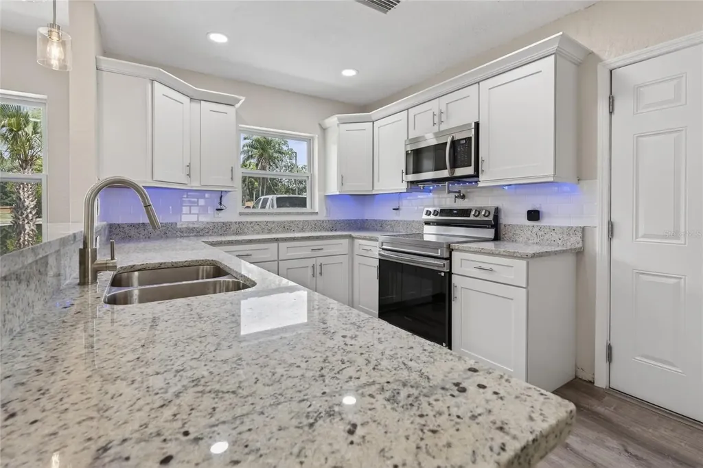 2080 Douglas Avenue Clearwater FL 33755