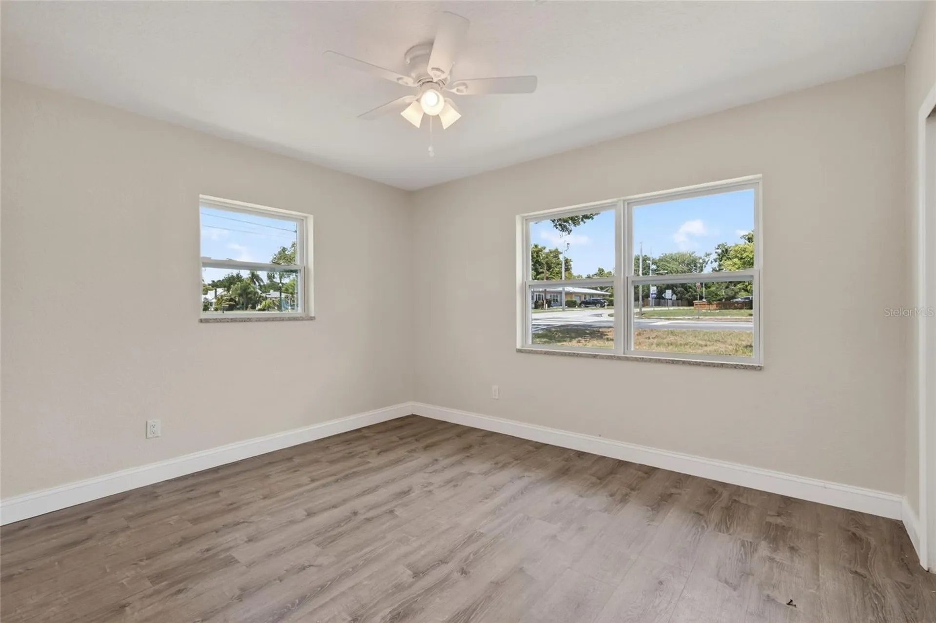 2080 Douglas Avenue Clearwater FL 33755