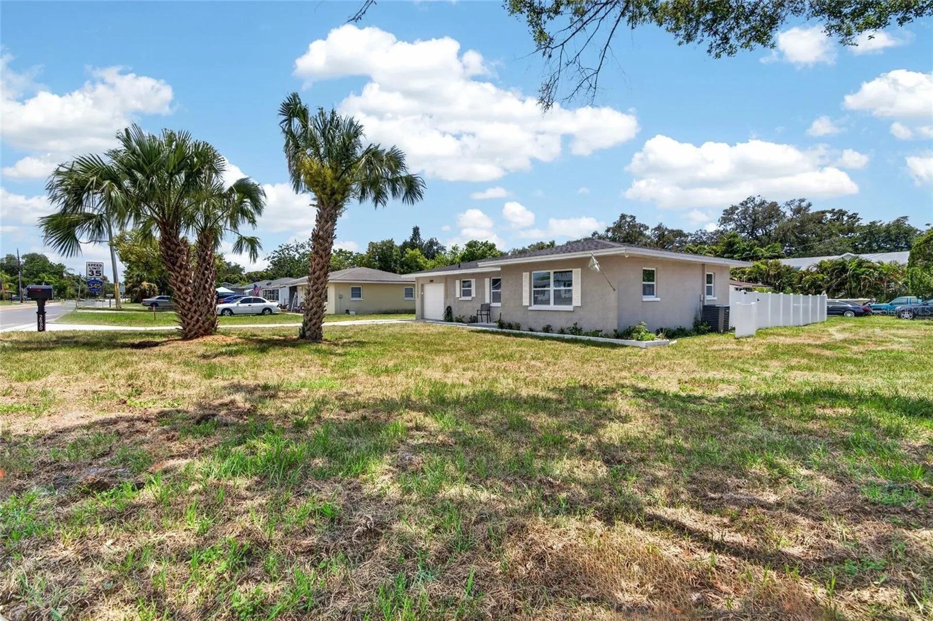 2080 Douglas Avenue Clearwater FL 33755