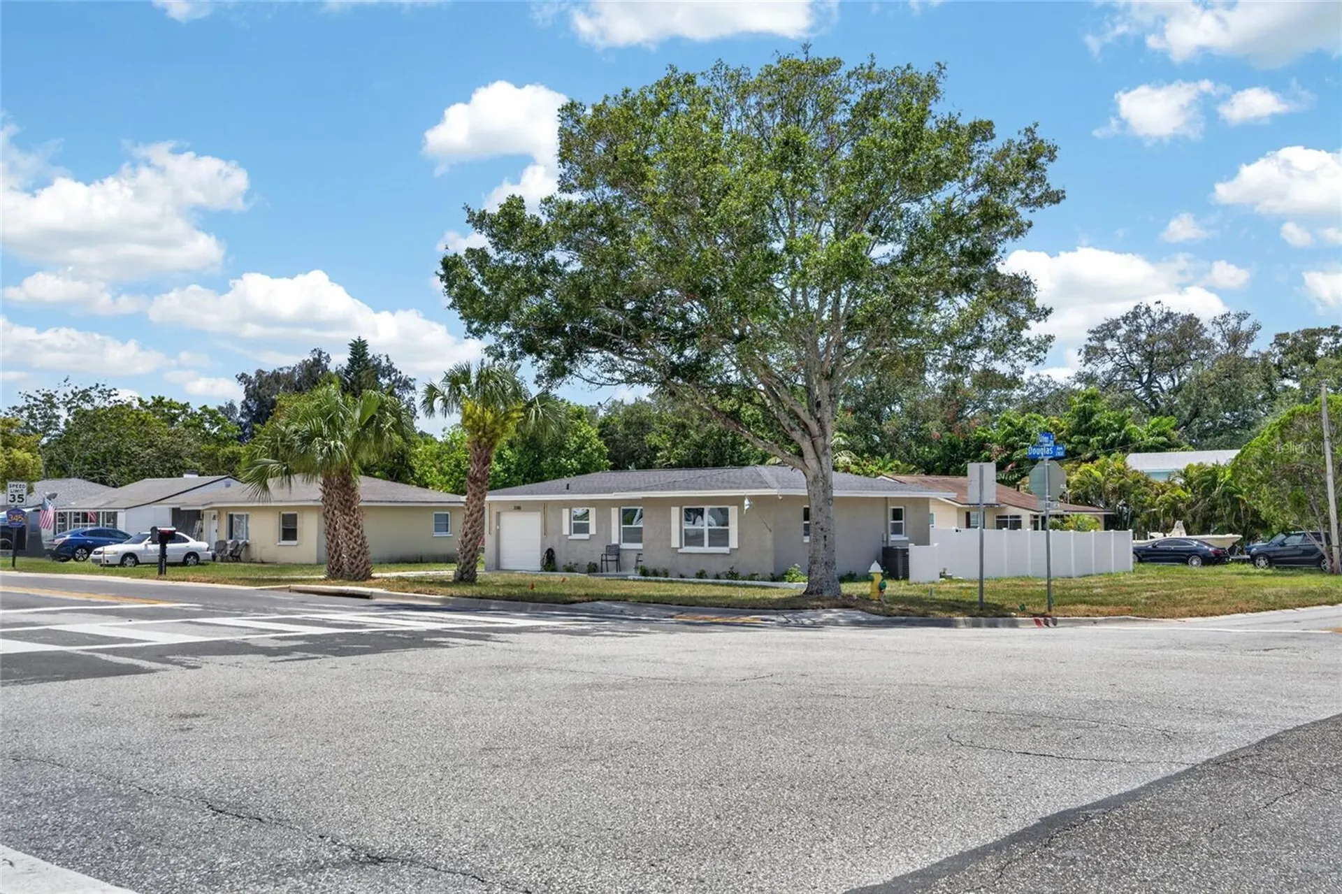 2080 Douglas Avenue Clearwater FL 33755