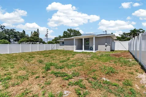2080 Douglas Avenue Clearwater FL 33755