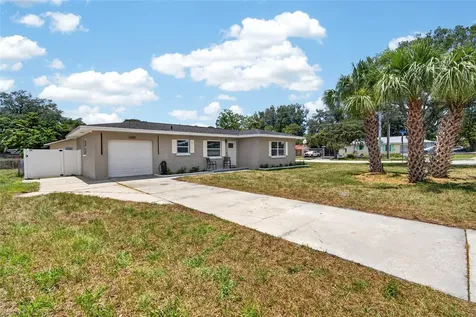 2080 Douglas Avenue Clearwater FL 33755