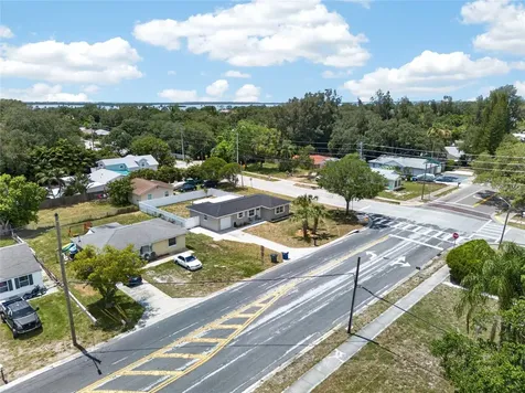 2080 Douglas Avenue Clearwater FL 33755