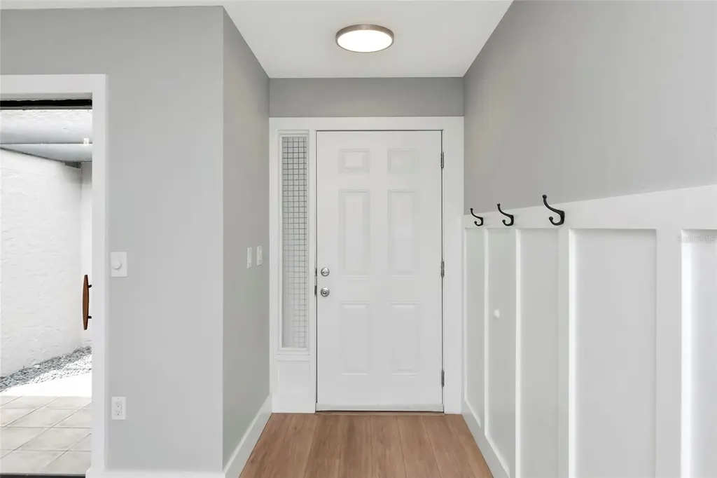 5176 Cedar Hammock Lane Sarasota FL 34232