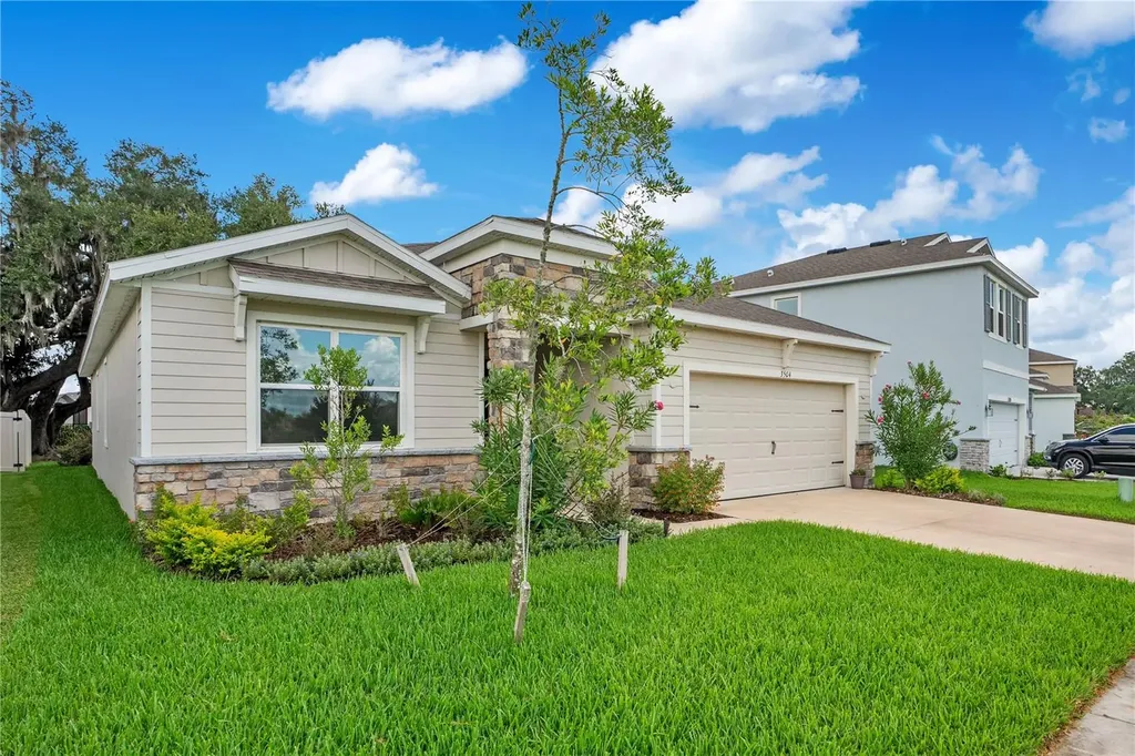3504 Crescent Peak Way Plant City FL 33565