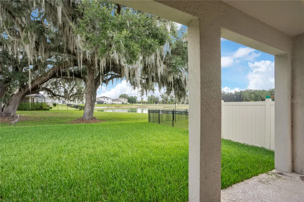 3504 Crescent Peak Way Plant City FL 33565