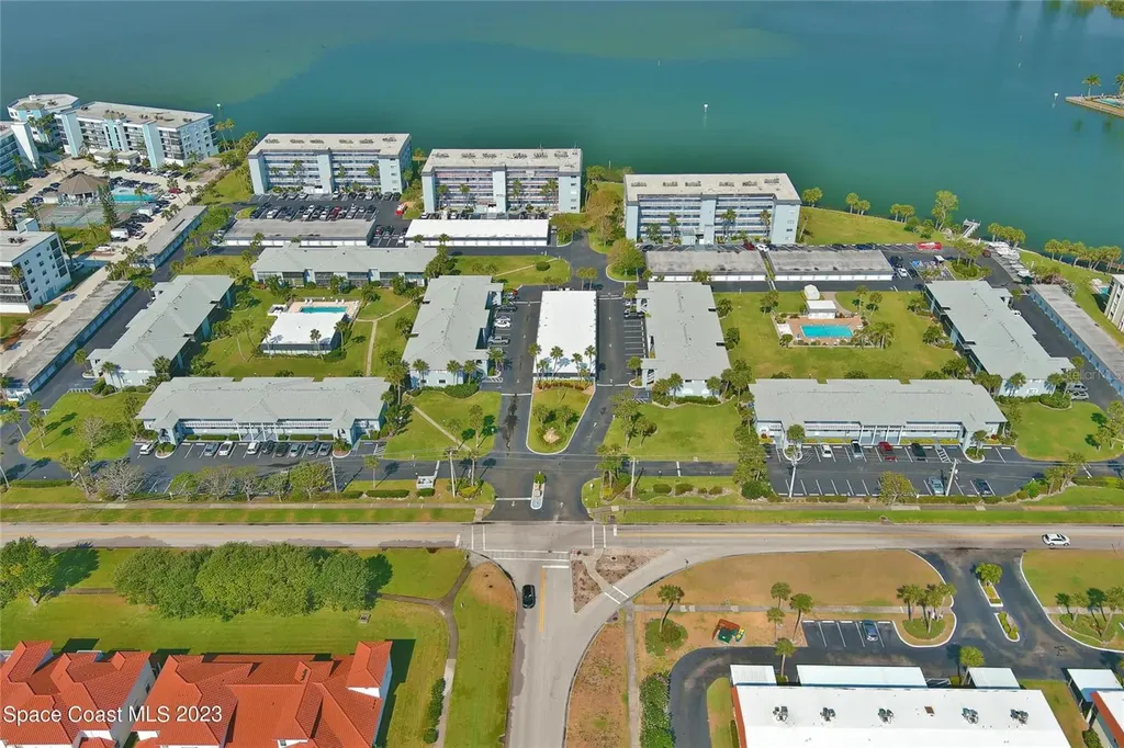 3799 S Banana River Boulevard Cocoa Beach FL 32931
