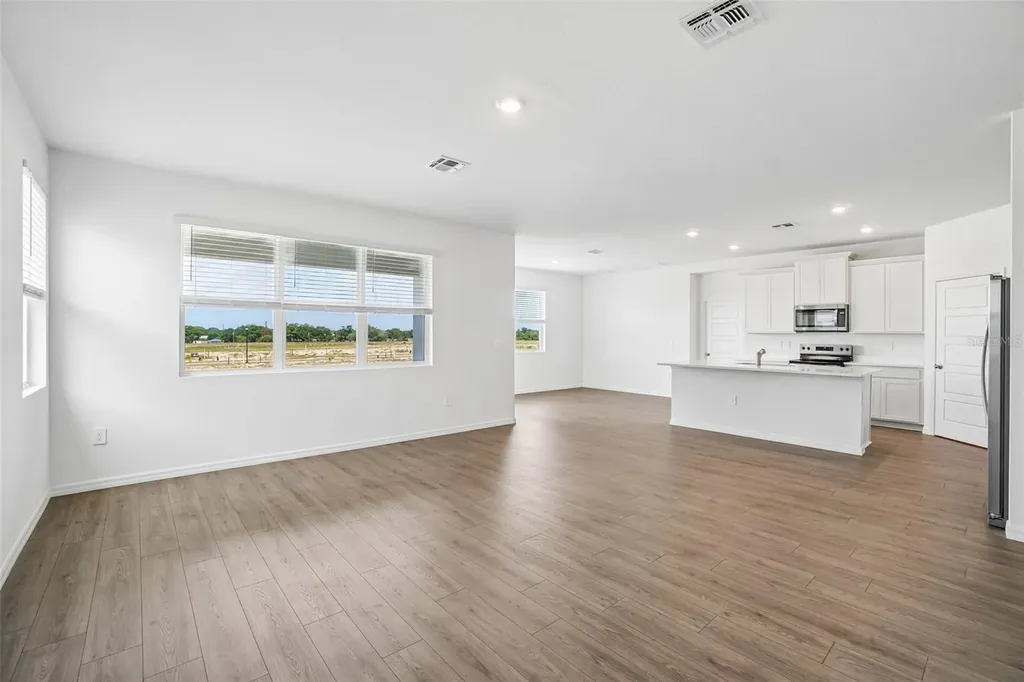4660 Barberry Avenue Lakeland FL 33811