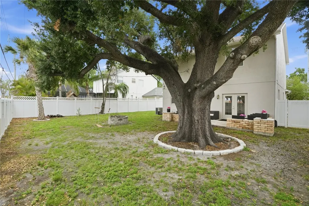 3610 W Euclid Avenue Tampa FL 33629